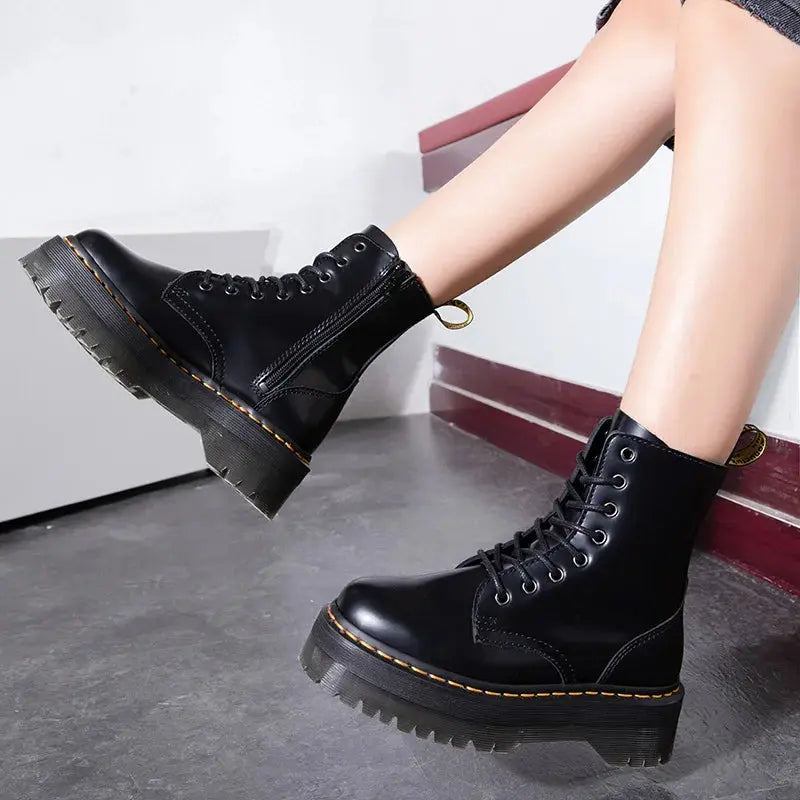 Ella | Elegant Platform Boots Made of Leather – Stylish Shoes with Comfort
