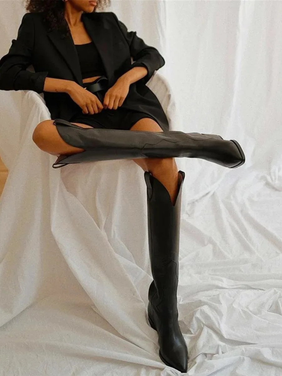 Betty | Modern Cowboy Boot in Black Leather