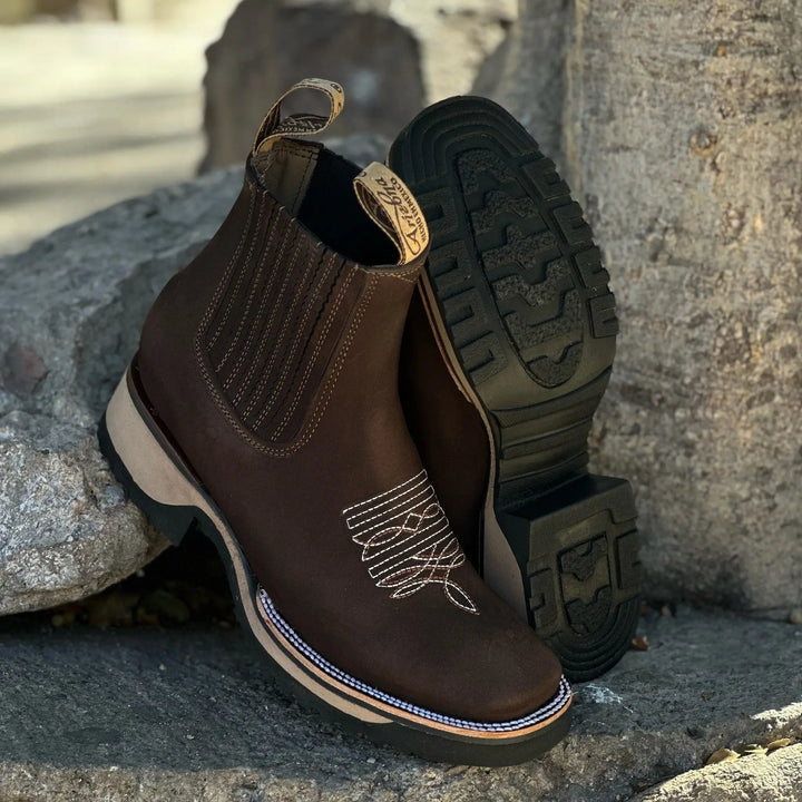 Clara | VERSATILE COWBOY BOOTS FOR MEN AND WOMEN