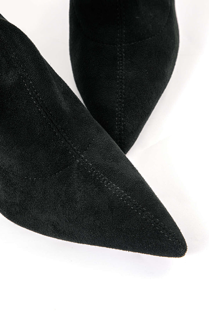 Elegant Over-the-Knee Boots Made of Suede – Stylish & Feminine
