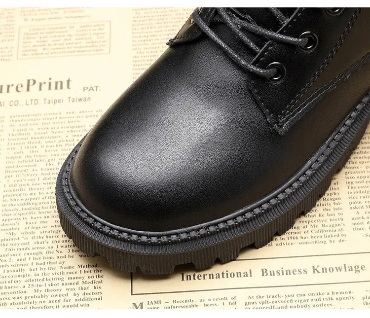 Lia | Black Leather Lined Lace-Up Boots with Profile Sole