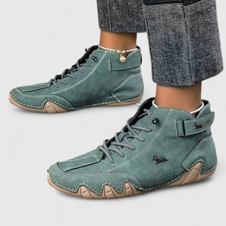 Halyviora | Orthopedic Boots